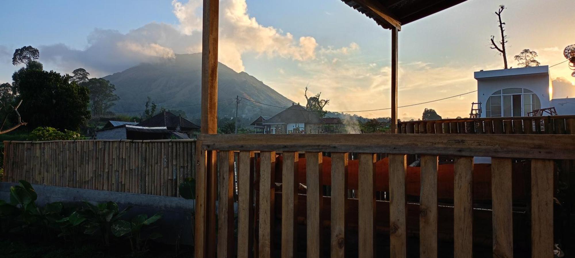 Vila Batur Twin House Kubupenlokan Exteriér fotografie